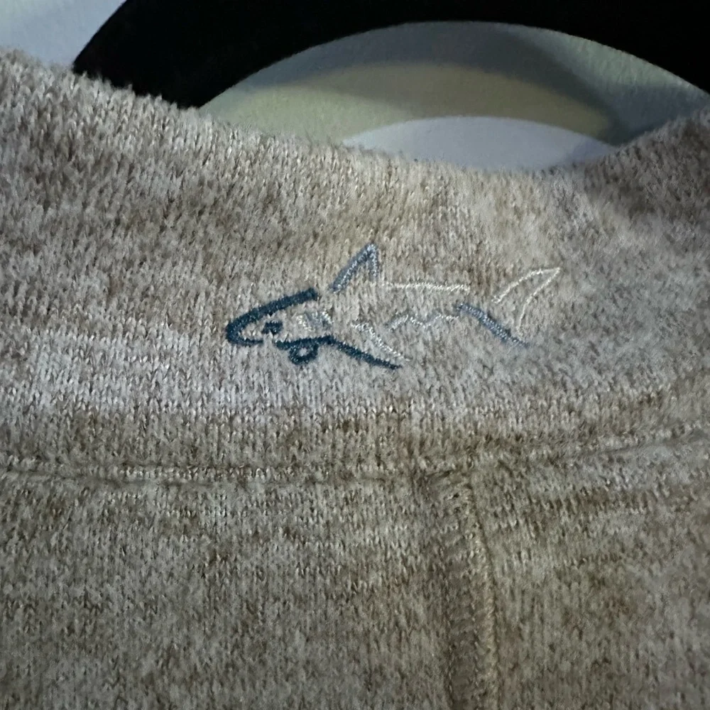 Greg Norman Men’s Medium Heather Gray 1/4 Zip Pullover Fleece Golf Sweatshirt